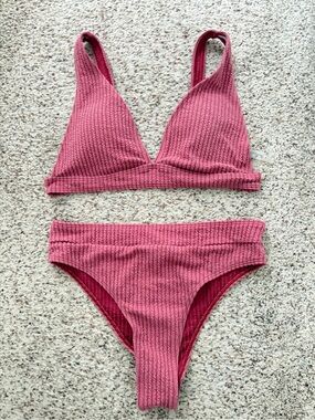 Ribbed V-Neck Bikini Set in Rose